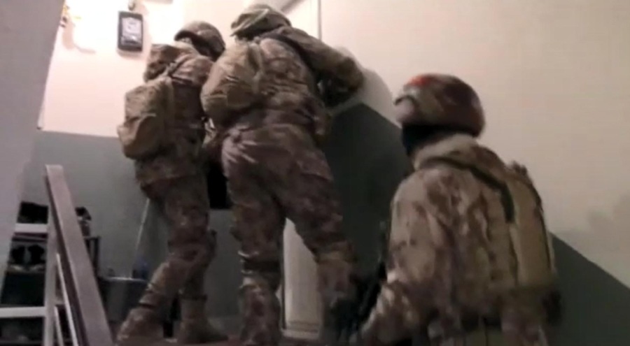 Sakarya'da terör operasyonu: 8 gözaltı