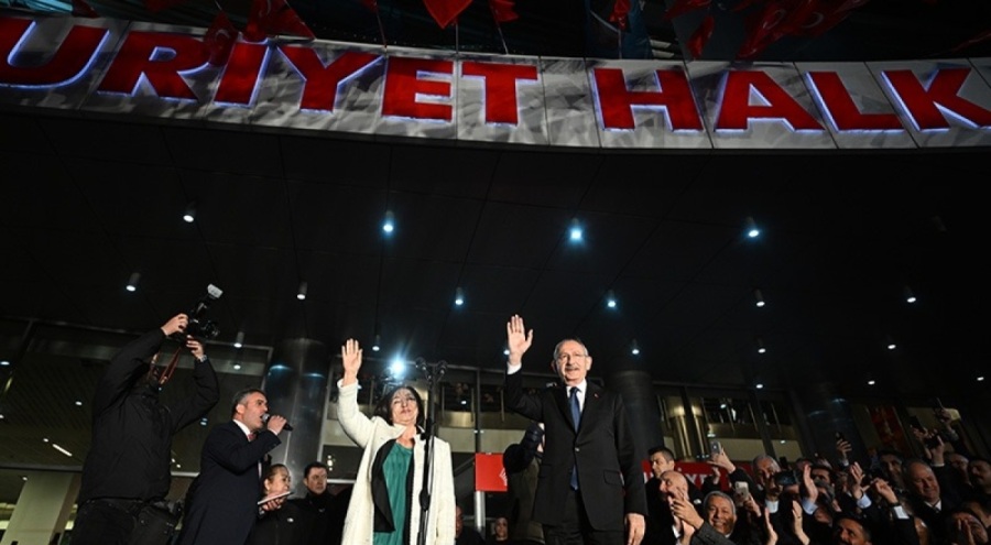 Kılıçdaroğlu deprem nedeniyle adaylık lansmanını iptal etti