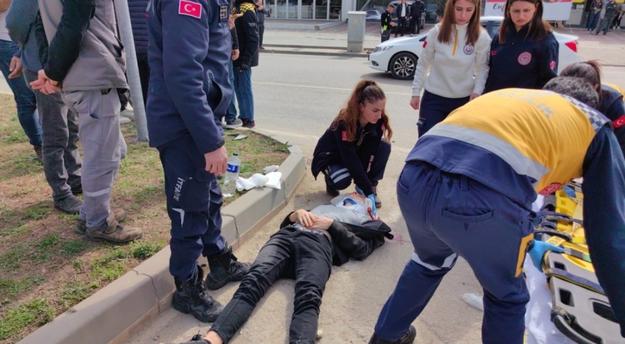 Otomobil ile çarpışan motosikletin sürücüsü ağır yaralı