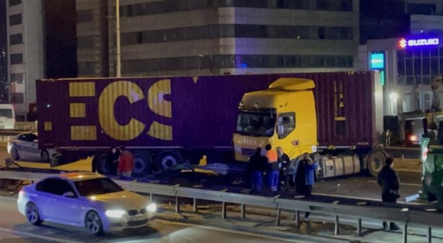 Basın Ekspres Yolu, TIR kazası nedeniyle trafiğe kapandı