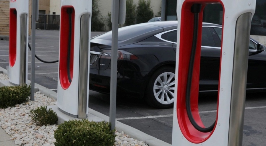 Enerji Piyasası Düzenleme Kurumu'ndan Tesla'ya şarj ağı lisansı