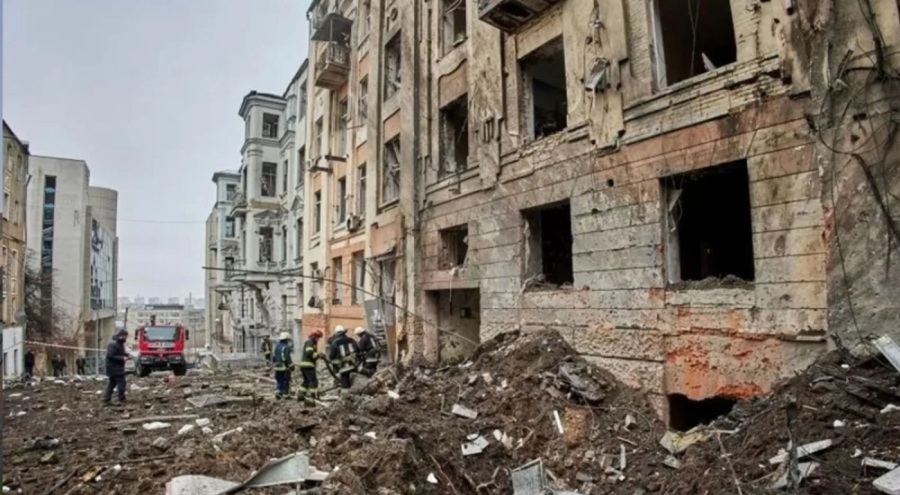 Rusya, Ukrayna'ya hipersonik füzelerle saldırdı