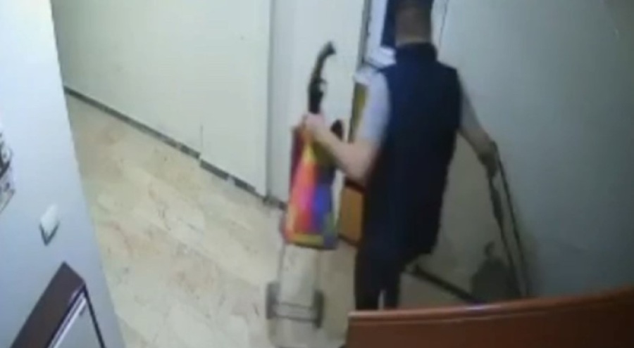 Bursa'da çalacak bir şey bulamayınca pazar arabası çaldılar