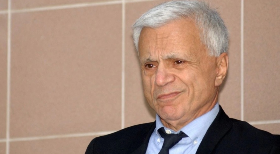 Karısını öldürdüğü iddiasıyla yargılanan ünlü oyuncu yaşamını yitirdi