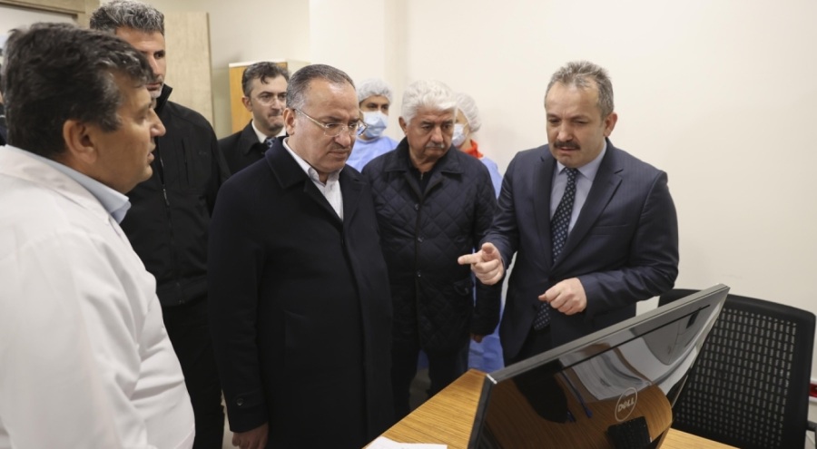 Bakan Bozdağ'dan Hatay'daki adli tıp personeline teşekkür