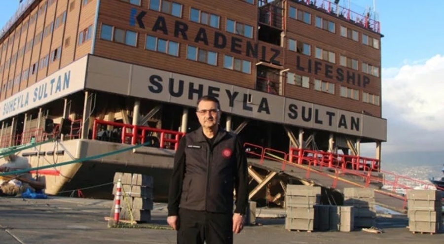 Enerji ve Tabii Kaynaklar Bakanı, afet için üretilen Süheyla Sultan Gemisi'ni inceledi
