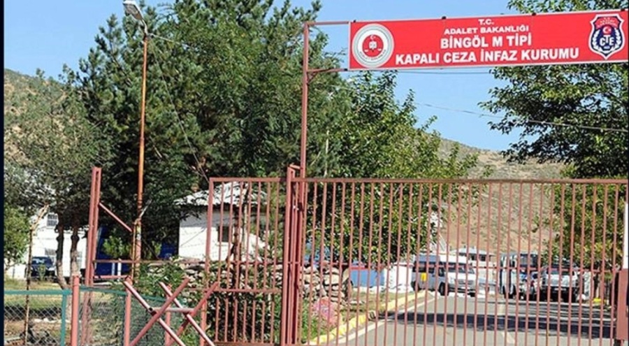 Bingöl'de riskli olduğu tespit edilen cezaevi boşaltıldı