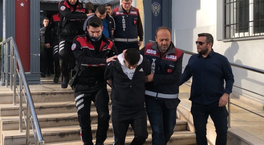Bursa merkezli 'Bakiye-1' operasyonunda 13 tutuklama