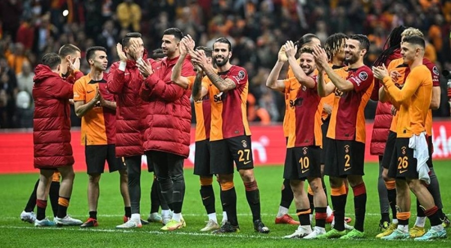 Galatasaray'dan Kasımpaşa maçında depremzedeler için özel forma