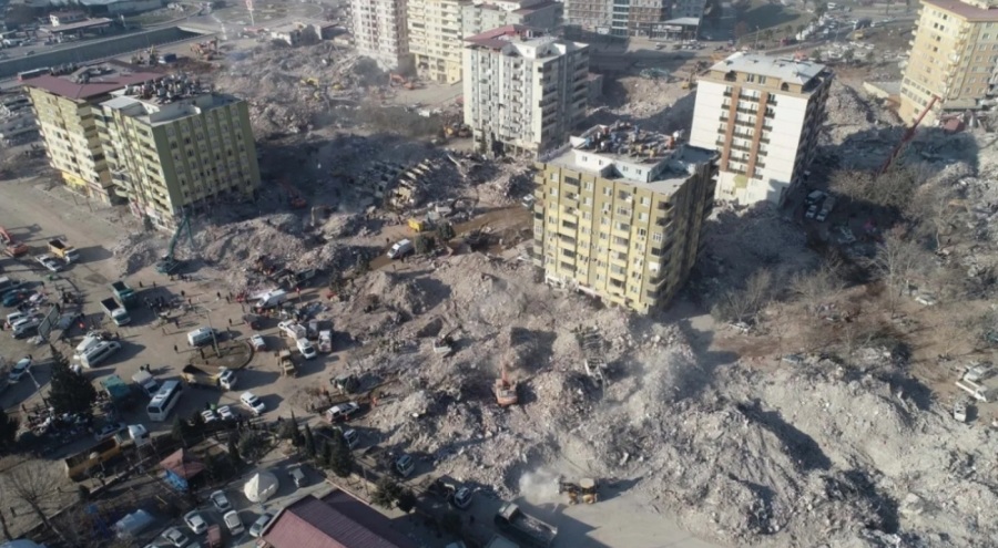 Toplu mezara dönen Ebrar Sitesi'nde usulsüzlük!