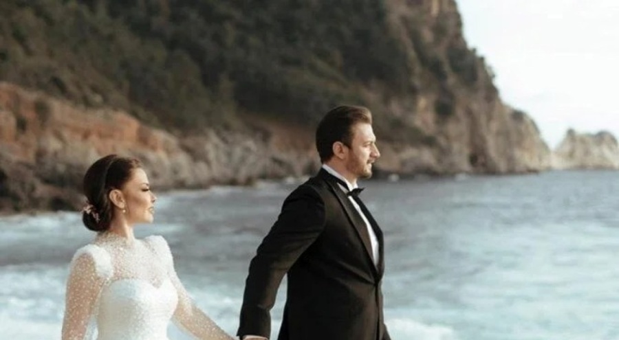 Şarkıcı Lara voleybolcu Mehdi Karimi ile nikah masasına oturdu