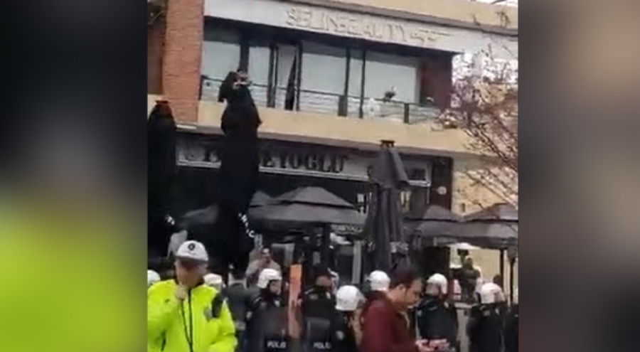 Konya'da güzellik merkezi açan Selin Ciğerci'ye linç girişimi!