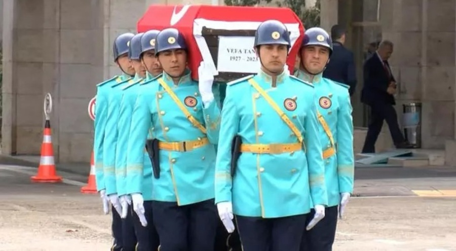 Eski bakan Tanır için TBMM'de cenaze töreni