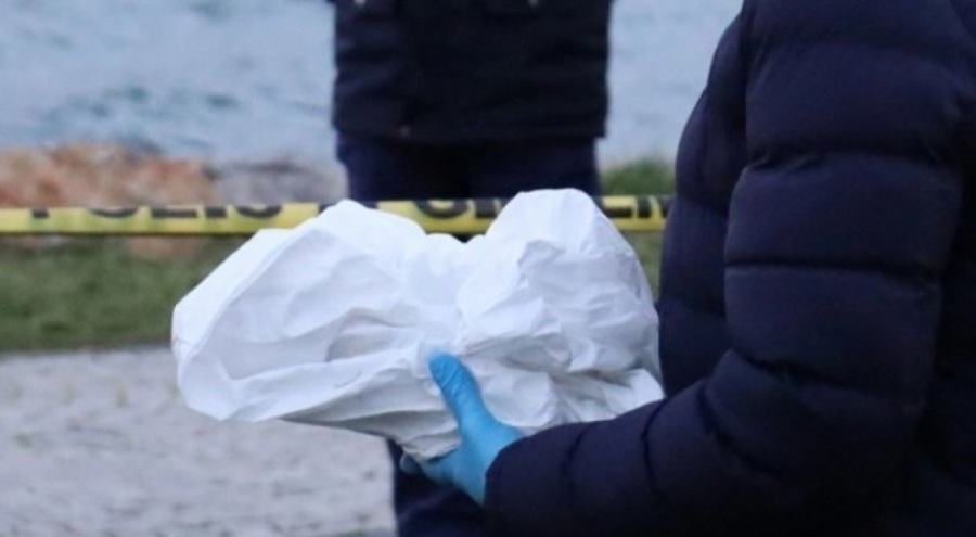 Atık su borusunda cenin bulundu