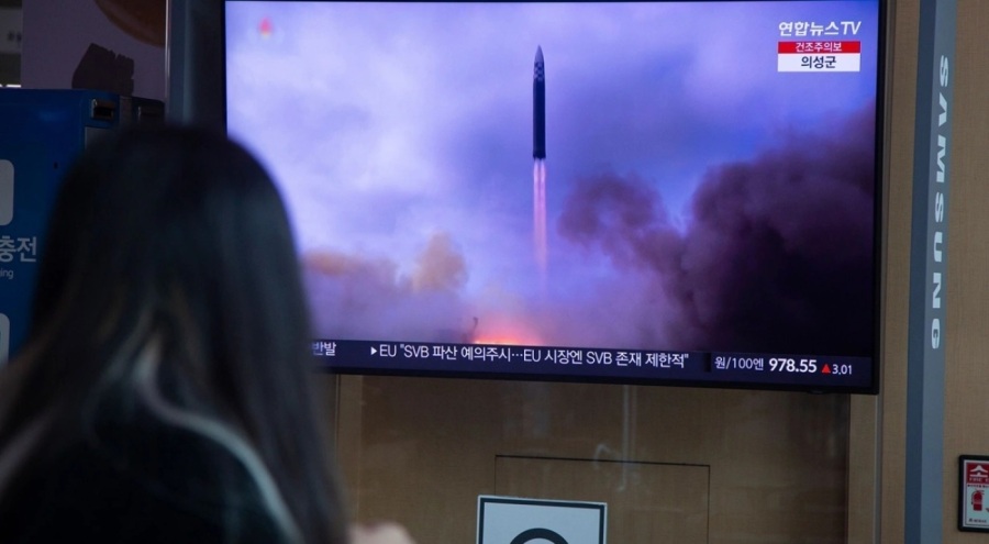 Kuzey Kore Japon Denizi istikametine doğru iki balistik füze fırlattı