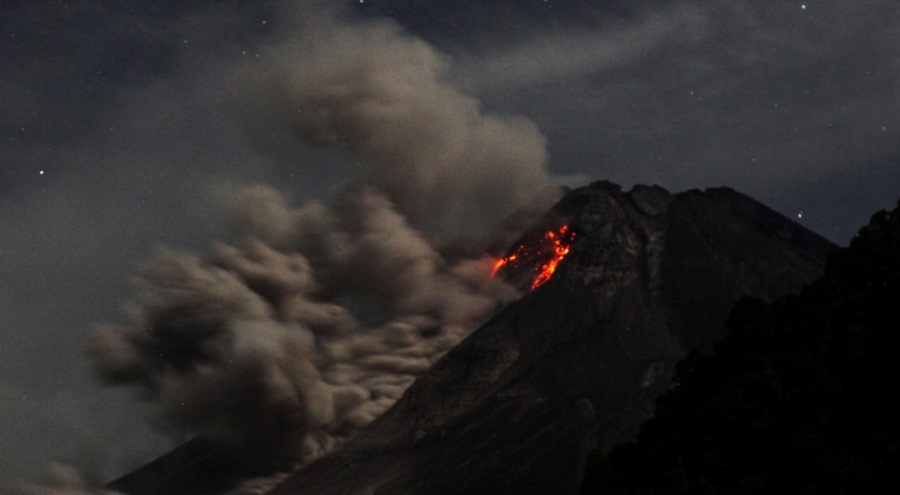 Merapi yanardağında hareketlilik sürüyor