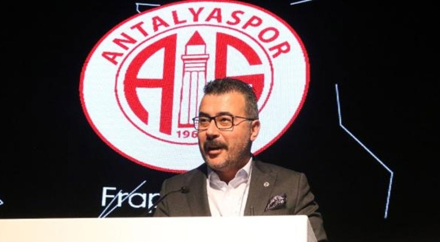 Antalyaspor'da başkan Aziz Çetin istifa ettiğini duyurdu