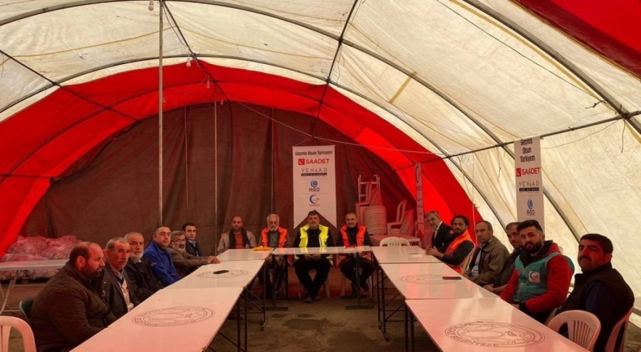 Malatya Valiliği'nden Saadet Partisi'nin aşevine engel geldi