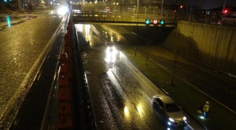 Malatya'da sağanak hayatı olumsuz etkiledi