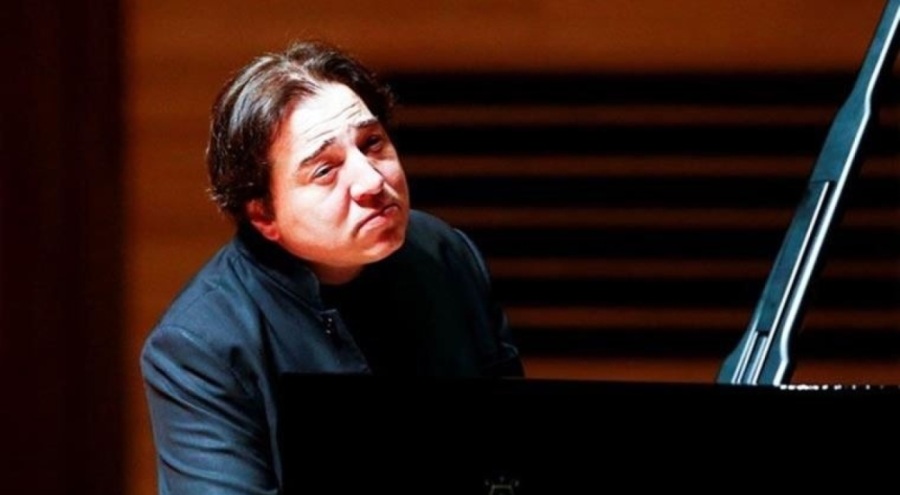 Fazıl Say depremzedeler için sahne aldı, 2 milyon Euro toplandı