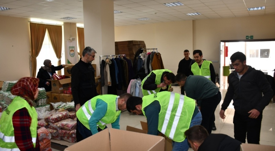 Bursa İznik'ten afet bölgesine destekler devam ediyor