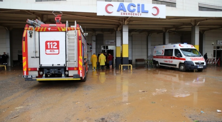 Selin vurduğu hastane tahliye edildi