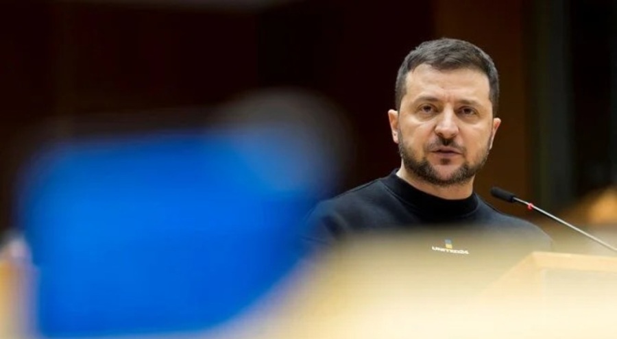 Zelenski, 3 bölgenin valisini görevden aldı