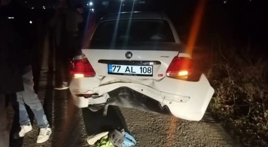 Bursa'da lastik tamiri yapılan otomobile başka bir araç çarpıp kaçtı!