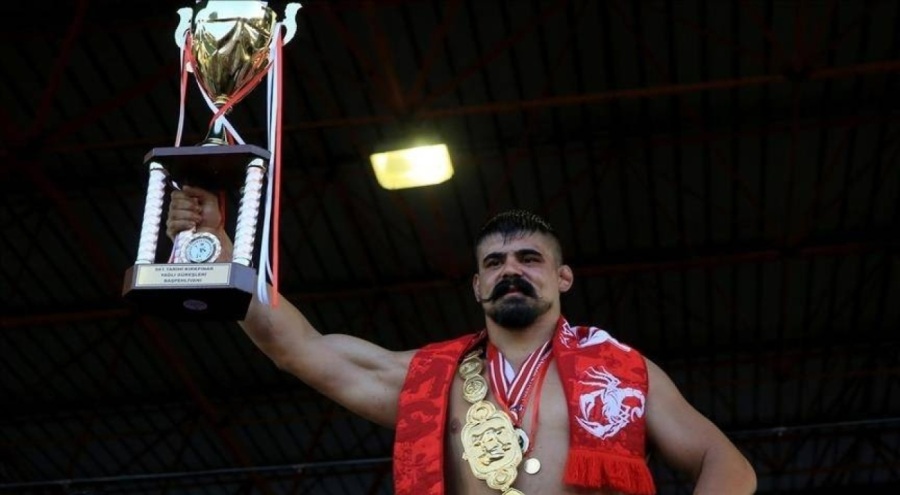 Kırkpınar başpehlivanlığı ve altın kemeri alınan Şimşek için mahkeme karar verdi