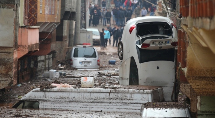 Şanlıurfa ve Adıyaman'daki sel felaketinde can kaybı 16 oldu