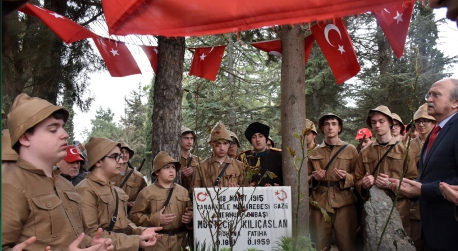Çanakkale Savaşları'nın kahramanlarından Bursalı Müstecip Onbaşı için anma töreni