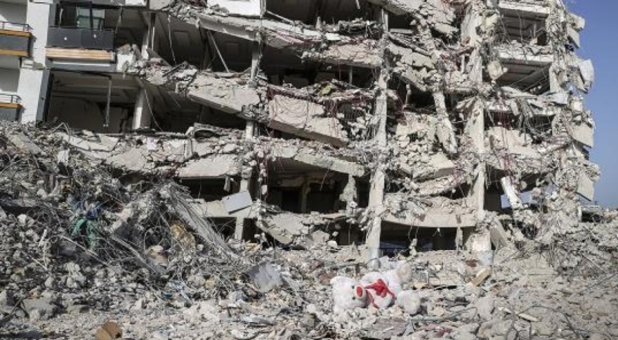 Hatay'da enkaz kaldırma çalışmaları 5 mahallede sürecek