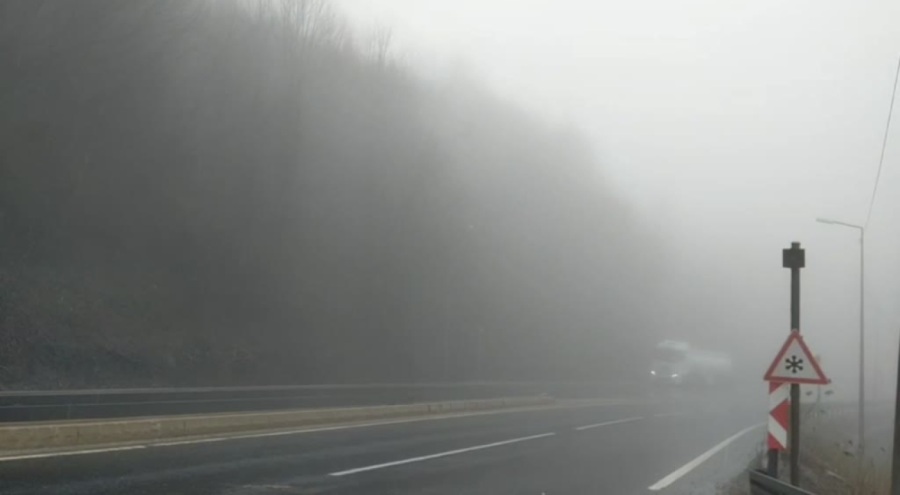 Bolu Dağı'nda sis etkili oluyor