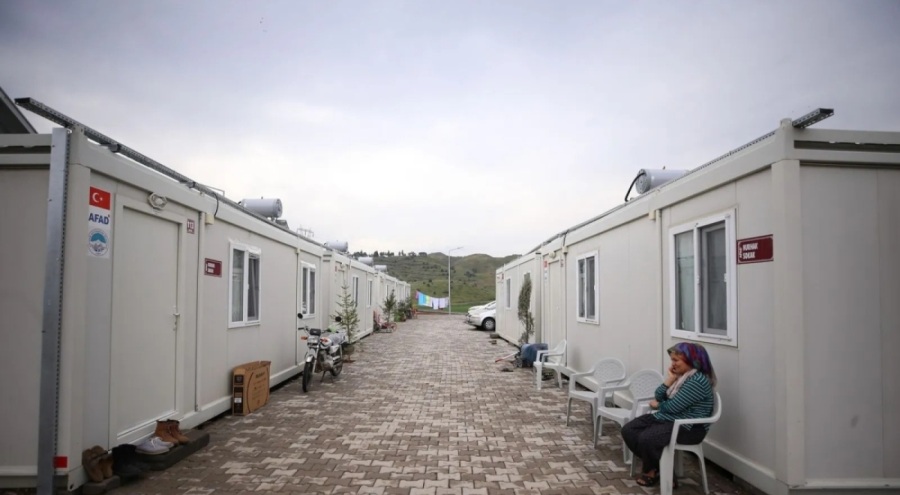 Depremde yıkılan cadde isimleri konteyner kentteki sokaklarda yaşayacak