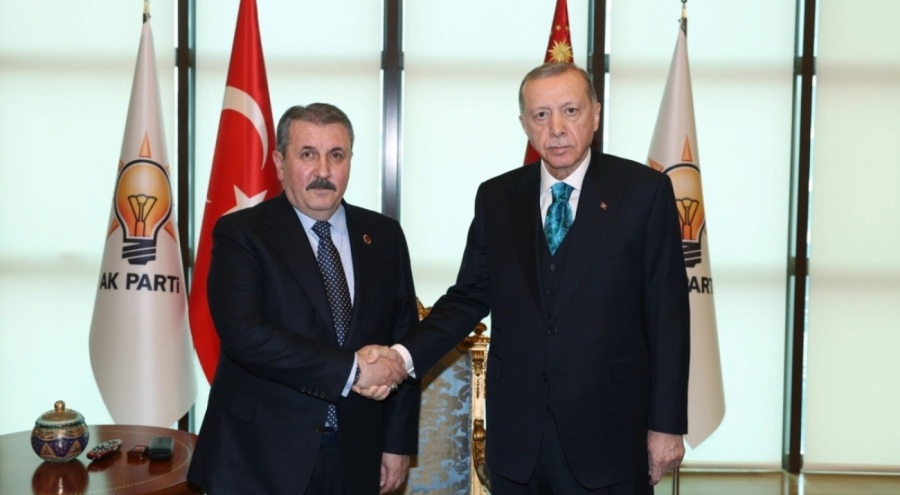 Büyük Birlik Partisi'nin cumhurbaşkanı adayı Recep Tayyip Erdoğan oldu