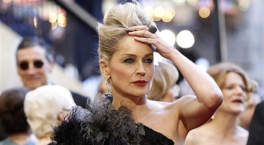 Batan bankada parası olan ünlü oyuncu gözyaşlarını tutamadı