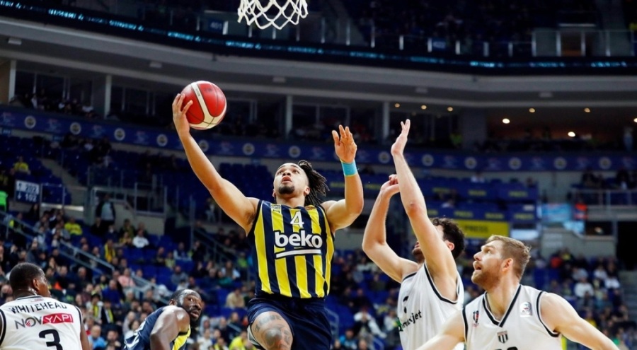 Fenerbahçe Beko'dan Beşiktaş Emlakjet'e 15 sayı fark