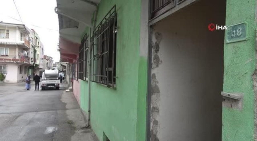 Bursa'da depremzede aile için hazırlanan evi hırsızlar talan etti