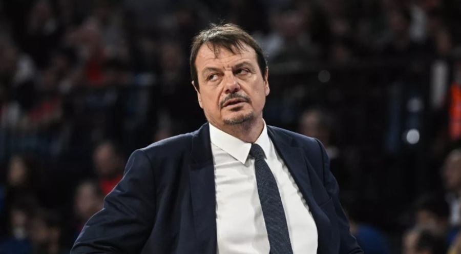 Ergin Ataman zatürre oldu!