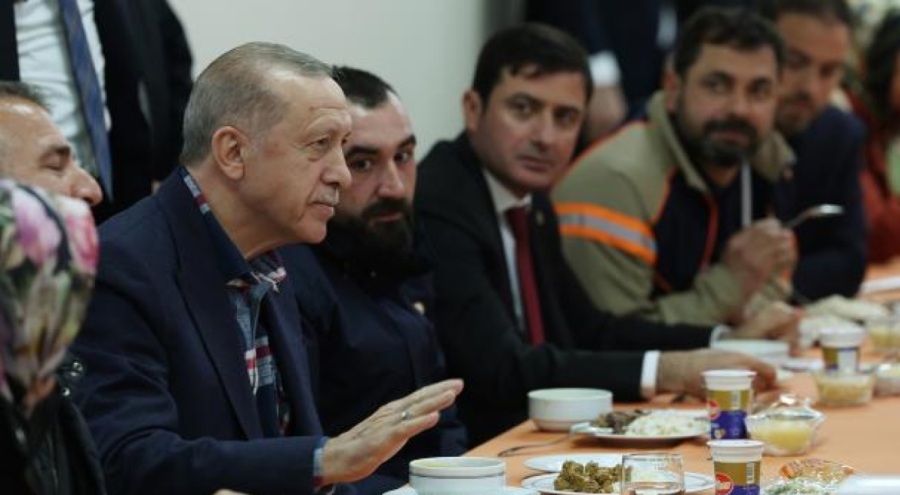 Cumhurbaşkanı Erdoğan: Enkaz kaldırma çalışmalarımız sürüyor