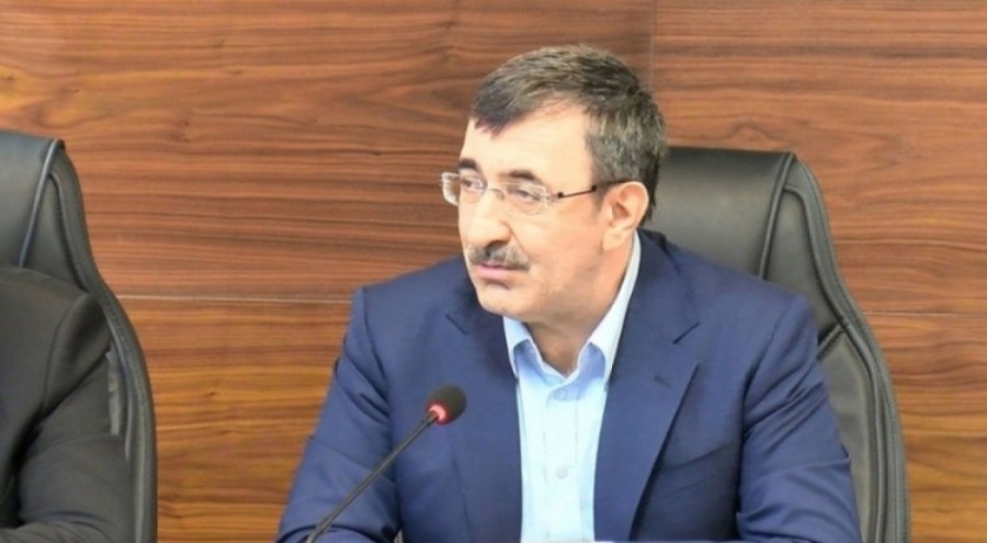 AK Partili Cevdet Yılmaz'ın anne acısı