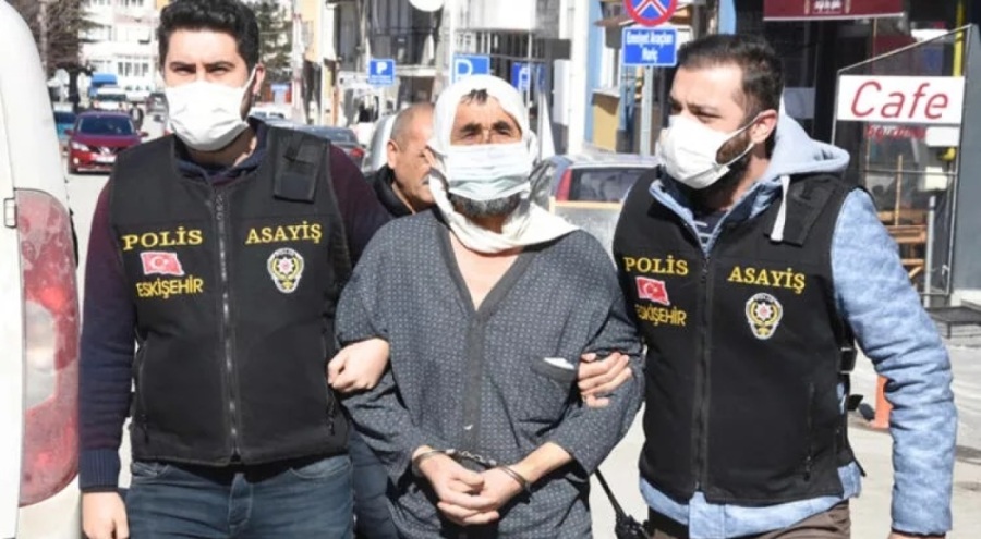 Eşini ve kızını bıçaklayan adam tahliye oldu