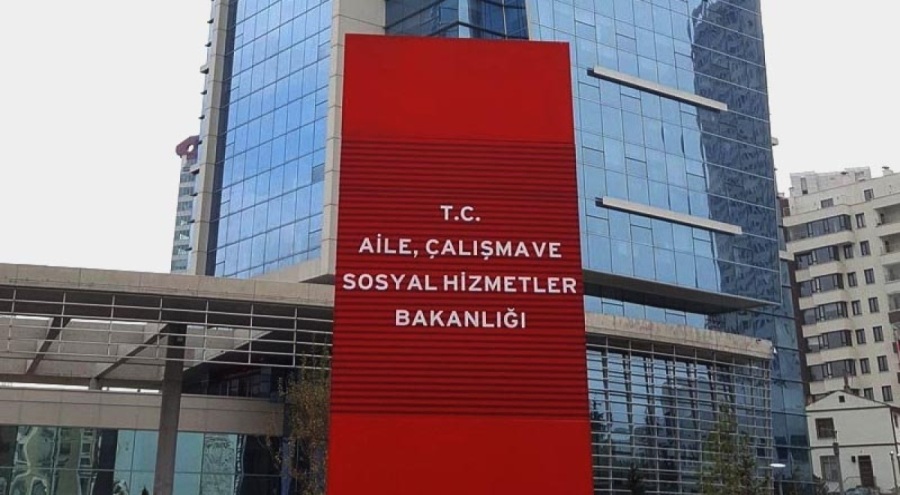 Depremlerde 411 çocuk vefat etti