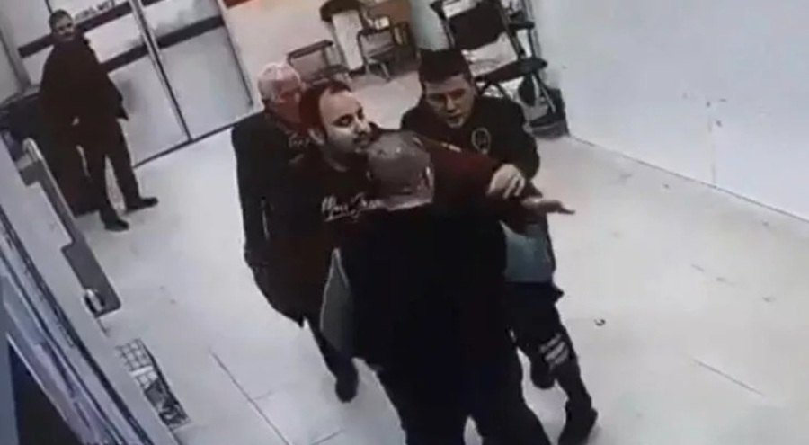 Hastanenin güvenlik görevlisine "kırmızı alan" saldırısı