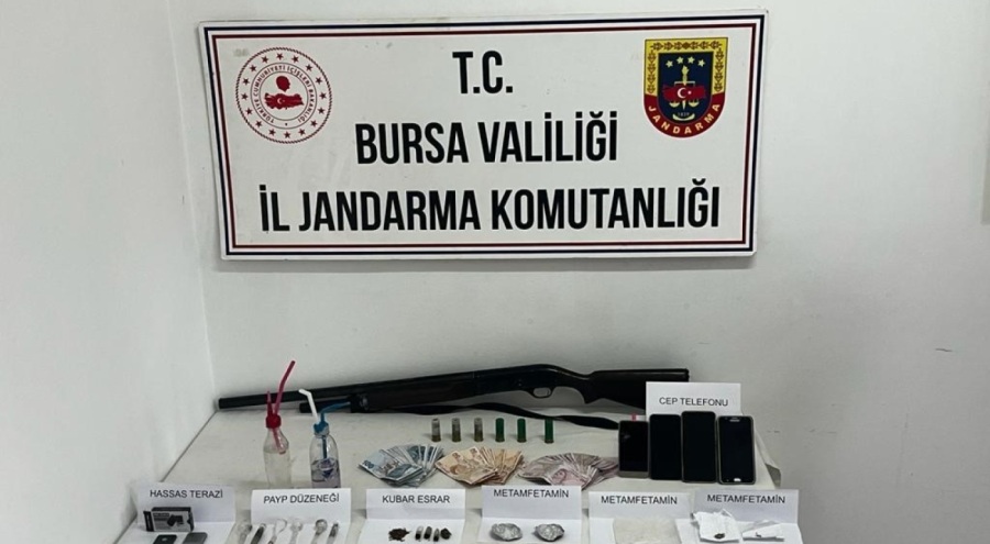 Bursa Gemlik'te uyuşturucu operasyonu! 34 suçtan kaydı olan şahıs yakalandı