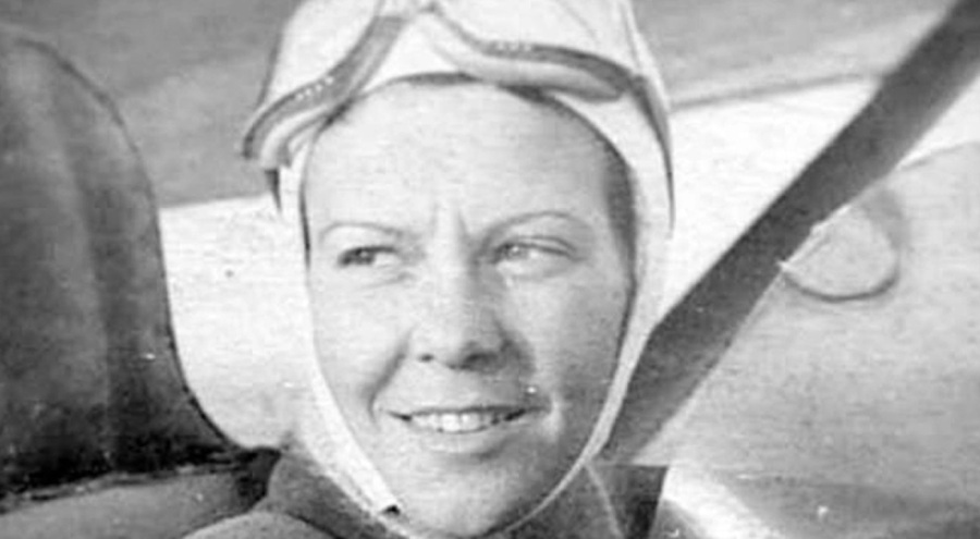 Sabiha Gökçen, mezarı başında anıldı