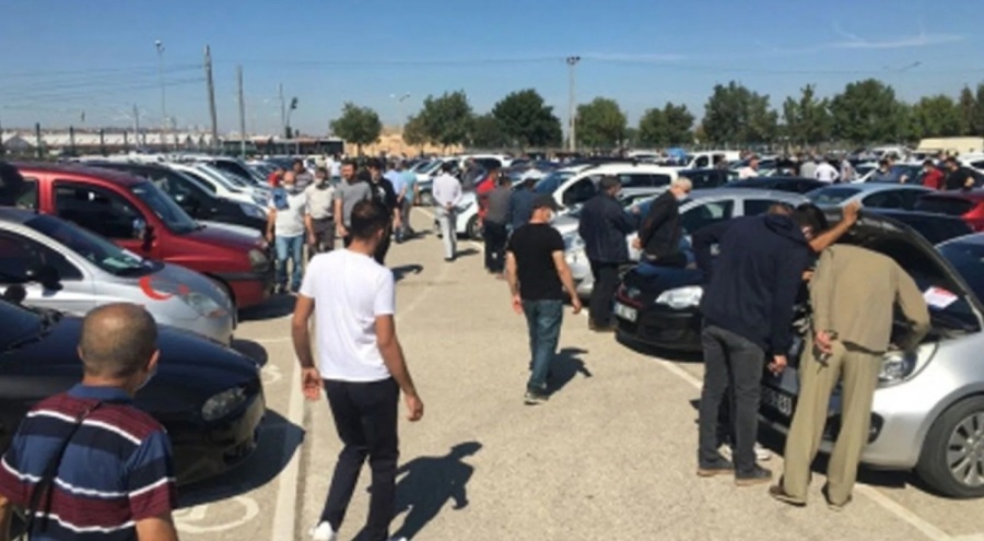 Fiyatların artmasına rağmen araç satışları yüzde 10 yükseldi