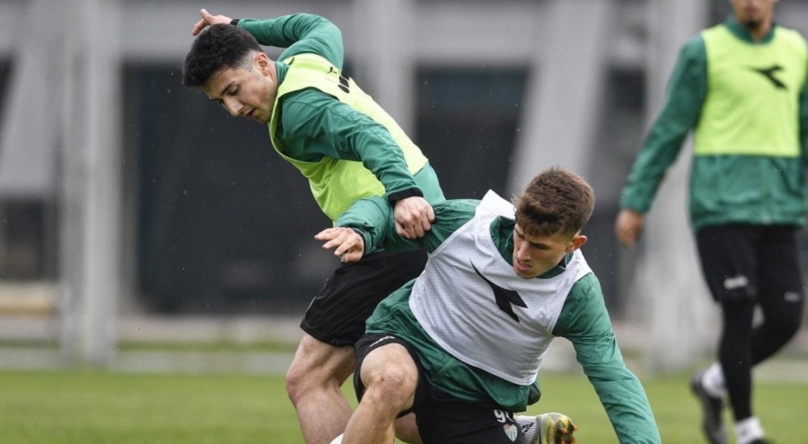 Bursaspor Mersin deplasmanına hazırlanıyor