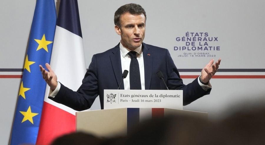 Macron'dan emeklilik reformu açıklaması