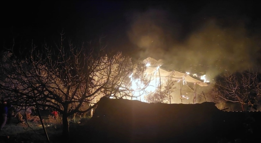 Sobadan çıkan yangın evi kül etti